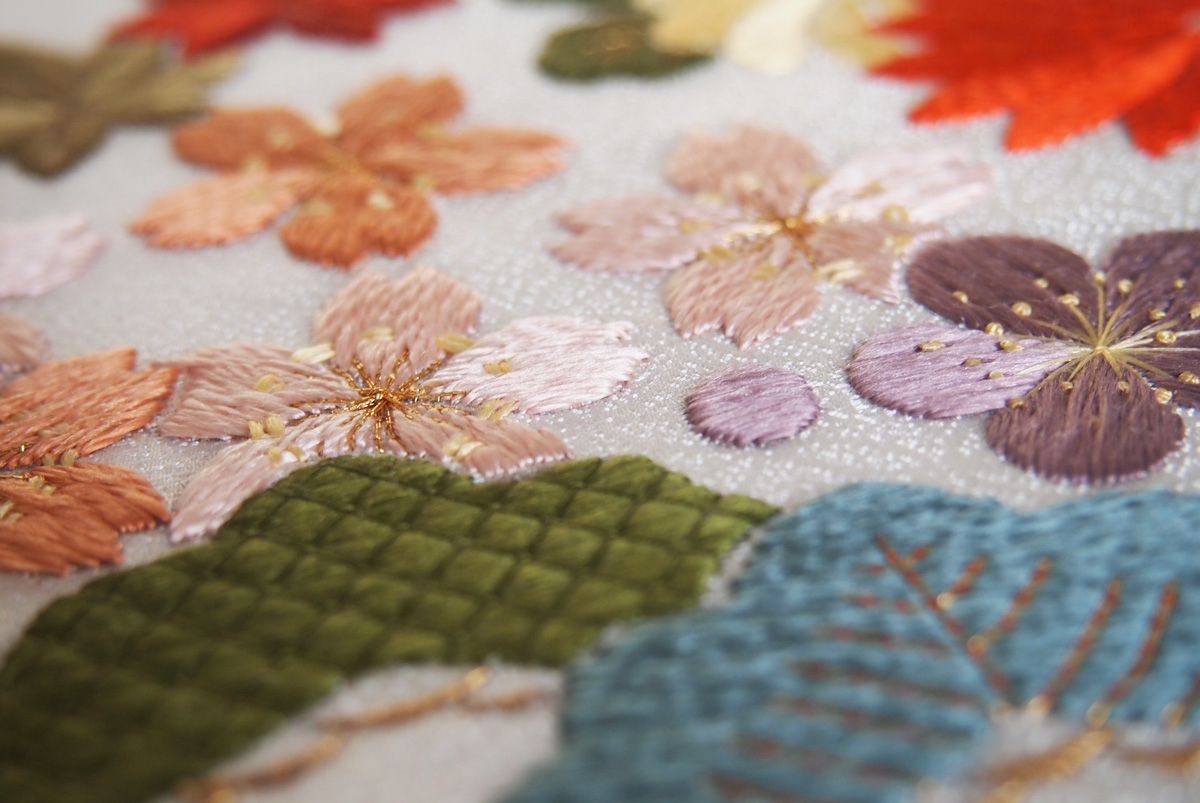 Het Borduurburo, Martine van 't Hul, embroidery by hand, borduren, handwerk, kunstenaar, embroidery