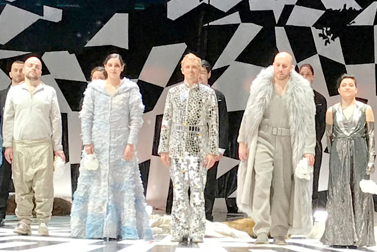 Het Borduurburo, Martine van 't Hul, borduren, handwerk, kunstenaar, Dutch National Opera, opera La Morte d’Orfeo
