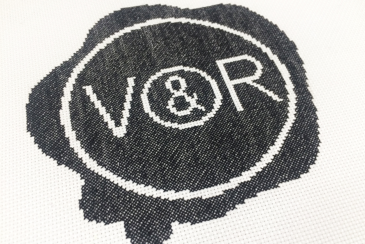 Het Borduurburo, Martine van 't Hul, Viktor & Rolf, borduren, handwerk, kunstenaar, embroidery